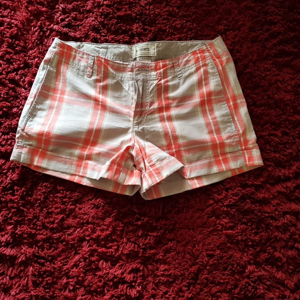 Womans Old Navy Shorts